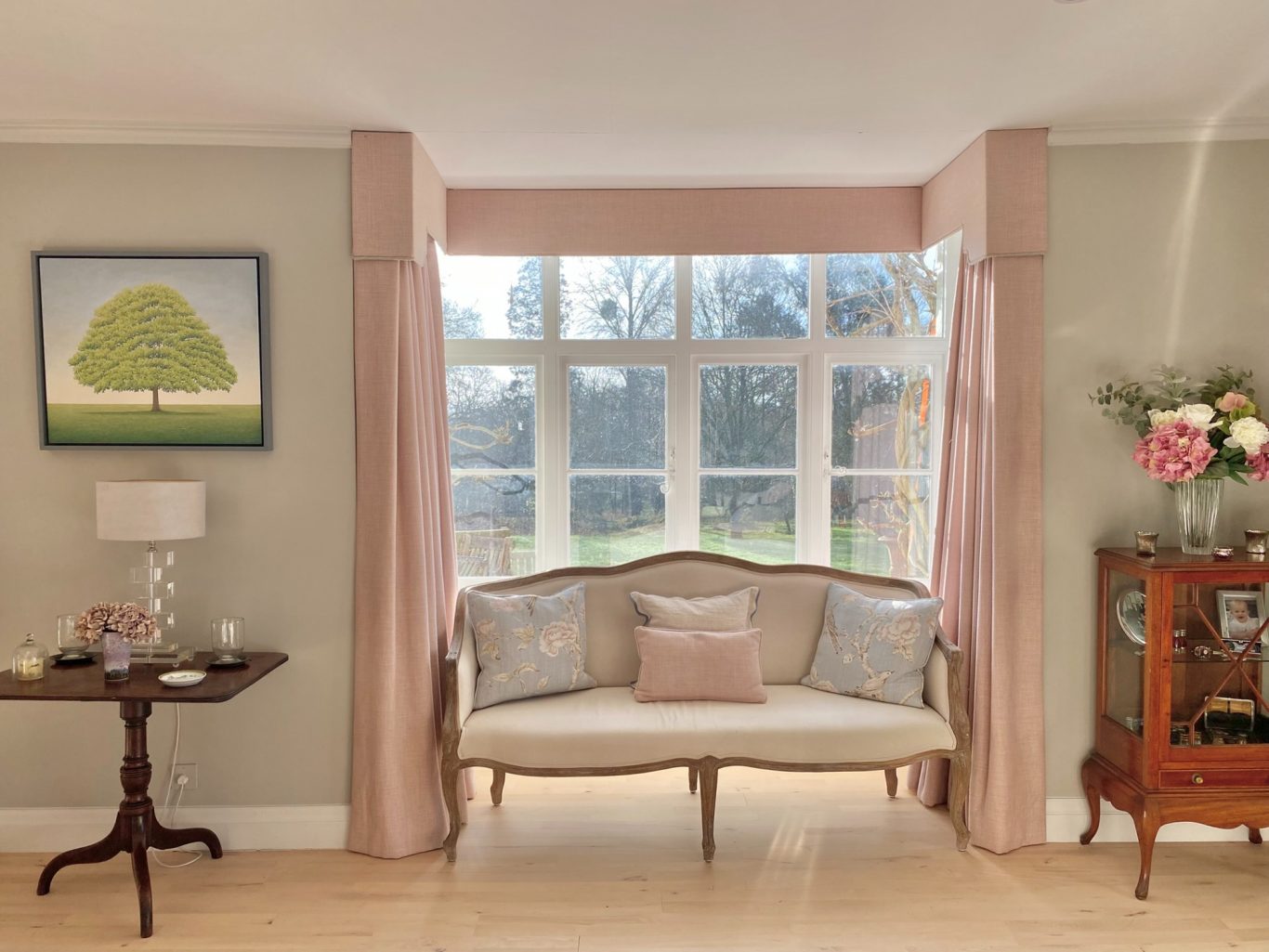 LUMEN Interior Design Drawing room Bay Window